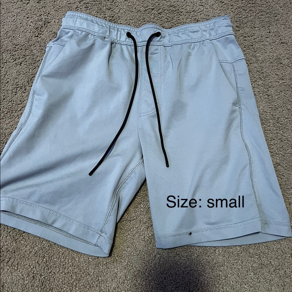 Mens athletic shorts